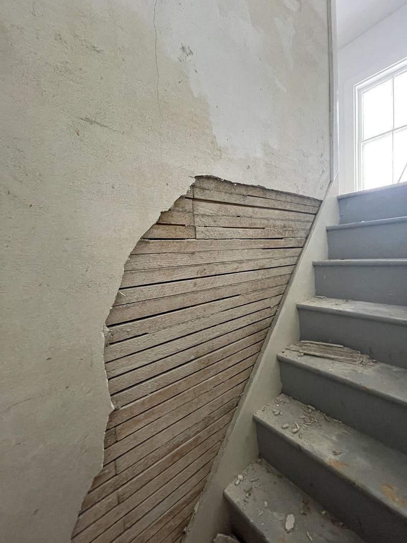 Horsehair Plaster Walls