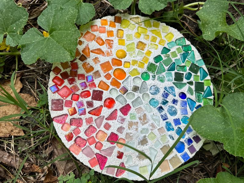 These 20 Garden Decor Ideas Are The Little Details That Will Make The Biggest Difference In Your Outdoor Space - Decor Hint Colorful Mosaic Stepping Stones