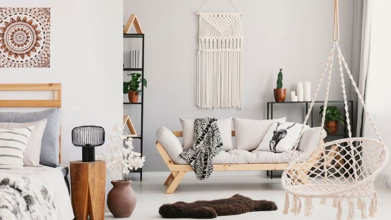 Looking For Beach Decor Inspiration? Here Are 7 Seaside Style Homes We Love In Louisville - Decor Hint Boho Beach House