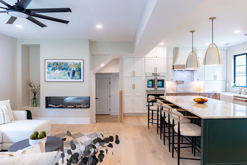 18 Reasons Why More Builders Are Saying No To Open Concept Homes - Decor Hint Lighting Design Headaches