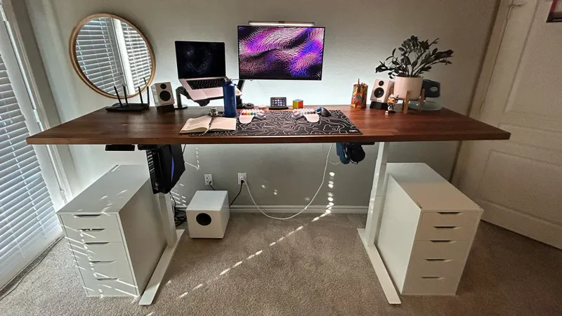 22 Clever IKEA Hacks That Don't Look Like IKEA At All - Decor Hint Sleek Office Desk From IKEA Parts