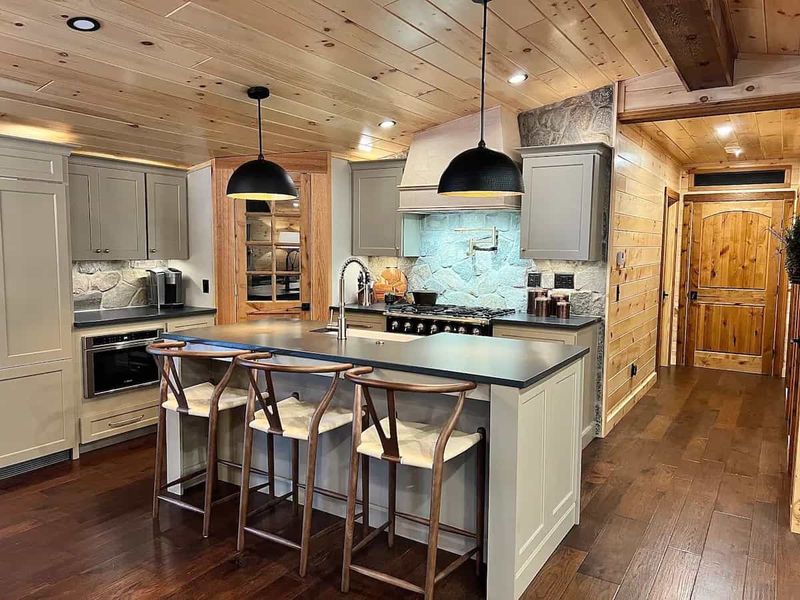 9 Kitchen Items That Undermine Maryland Style (Plus 9 That Elevate It), According To Designers - Decor Hint Natural Stone Countertops: Bringing The Shoreline Inside