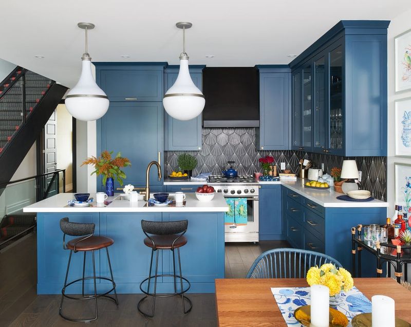 These 19 "Ugly" Decor Trends Are Making A Huge Comeback In 2025 - Decor Hint Cerulean Blue Accents
