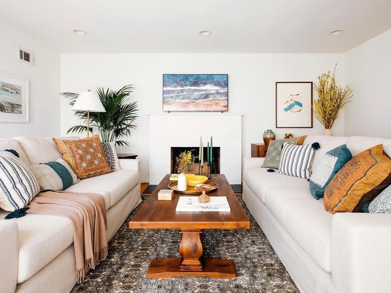 15 Common Things Your Living Room Definitely Does Not Need And 6 That Should Never Be Used - Decor Hint Too Many Decorative Pillows