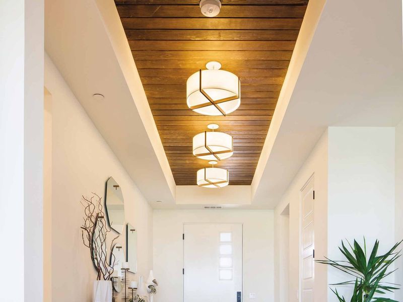 10 Most Overpriced Home Features Buyers Don't Want Anymore (Plus 10 Of The Alternatives) - Decor Hint Welcoming Single-Story Entryways