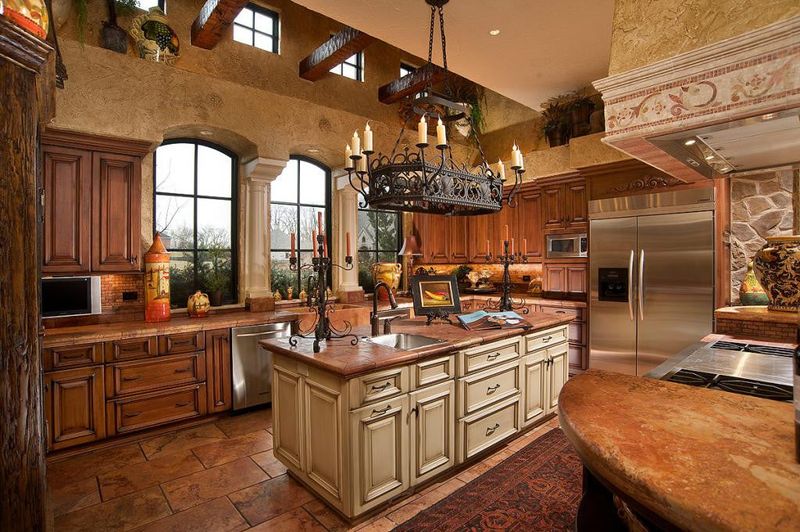 Tuscan-Inspired Details Saying Arrivederci