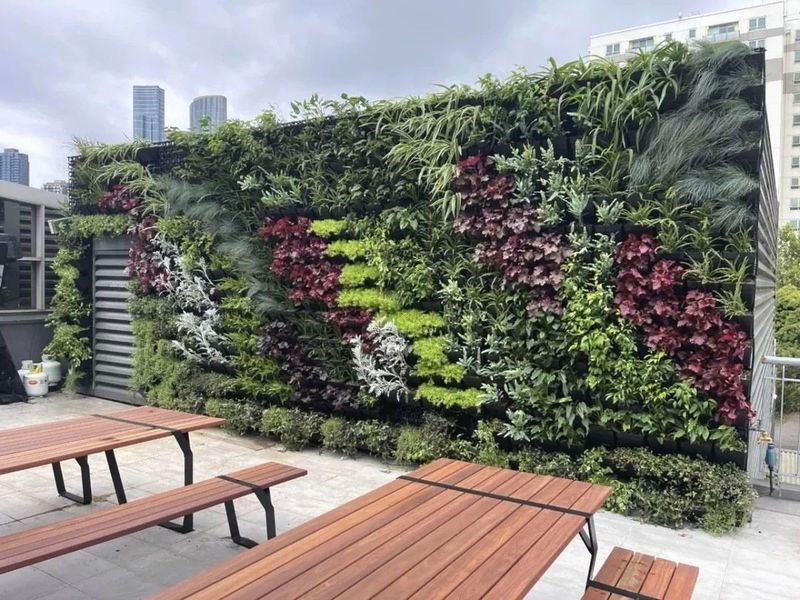 Turn Your Backyard Into A Paradise With These Beautiful Ideas - Decor Hint Vertical Gardens That Wow