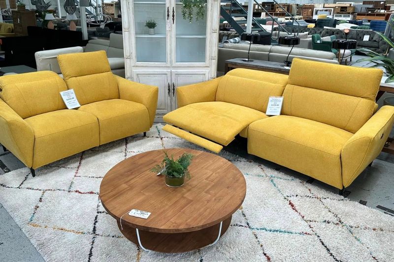 North Carolina Designers Say These 12 Couch Tones Are Past Their Prime - Decor Hint Mustard & Ochre: Retro Without The Revival