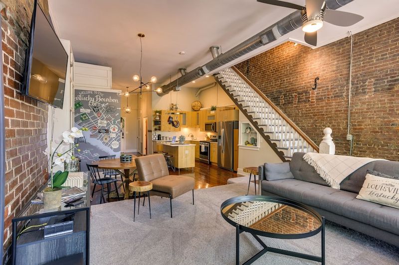 Looking For Beach Decor Inspiration? Here Are 7 Seaside Style Homes We Love In Louisville - Decor Hint Modern Nautical Loft