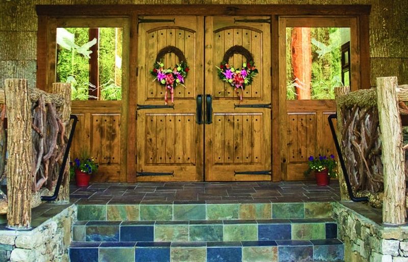 15 Rustic Outdoor Vibes Taking Over Vermont Neighborhoods - Decor Hint Reclaimed Wood Fencing And Gates