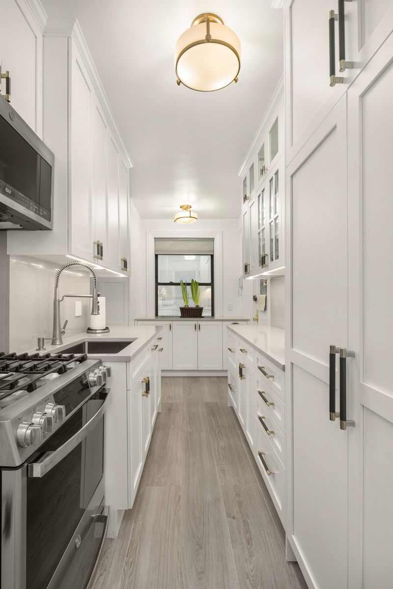 Renovating In NYC Skip These 12 Outdated Kitchen Ideas And Try These 10 Timeless Ones Instead - Decor Hint Soft-Close Cabinetry (timeless)