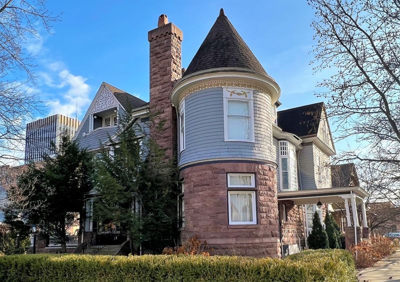 21 Historic Mansions In Indiana That Preserve Their Classic Appeal - Decor Hint Rhodes Mansion