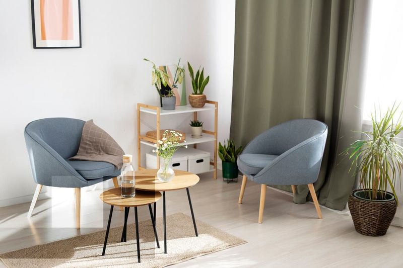 17 Furniture Arrangements That Make Any Room Look Larger - Decor Hint Scale Furniture to Room Size