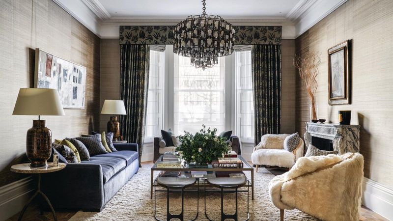 20 Common Mistakes That Make Your Home Look Tacky - And What To Do Instead - Decor Hint Ignoring Curtain Length And Placement