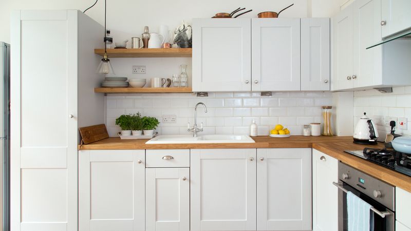 L-Shaped Kitchen