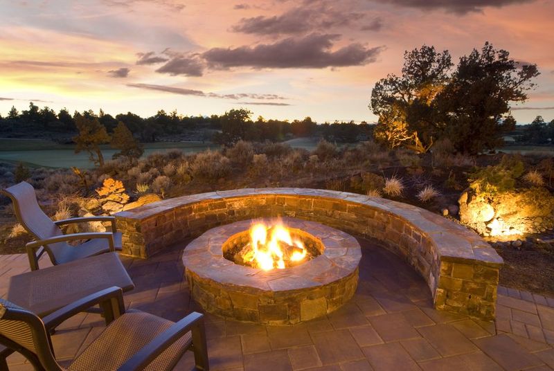 10 Outdoor Decorating Moves Texans Swear By This Year - Decor Hint Built-in Masonry Fire Pits or Chimineas