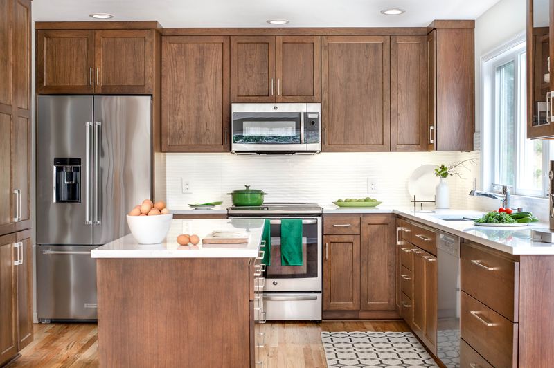 20 Outdated Kitchen Cabinet Styles Designers Say To Avoid - Decor Hint Busy Wood Grain Patterns