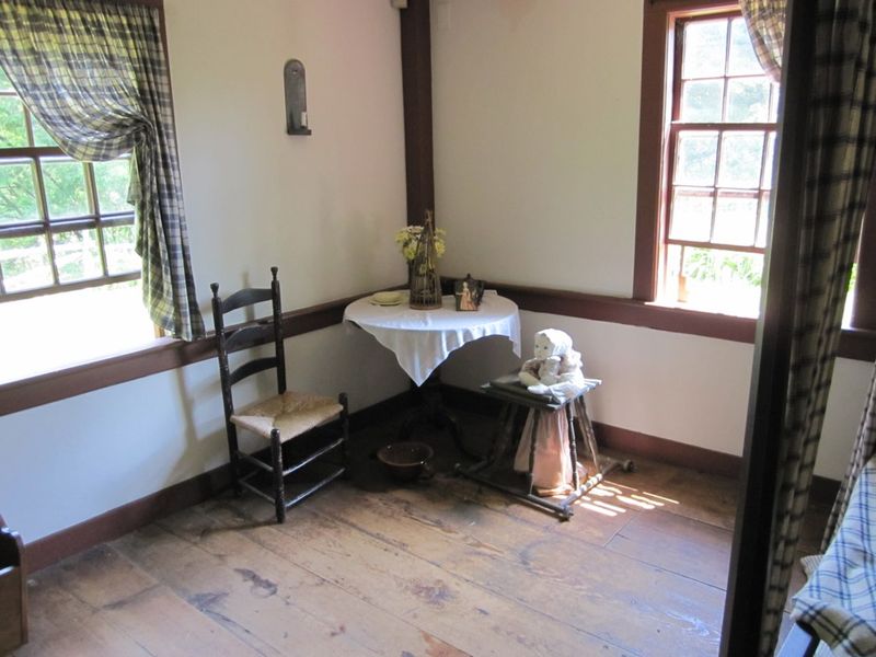 Explore Burlington's Ethan Allen Homestead For Colonial-Era New England Life - Decor Hint Period Furniture And Functional Decor