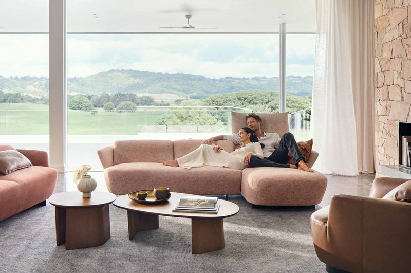 8 Outdated Couch Colors Ruining Your Pennsylvania Living Room, And 8 Fresh Picks To Revive It - Decor Hint Blush Pink: The Unexpected Neutral