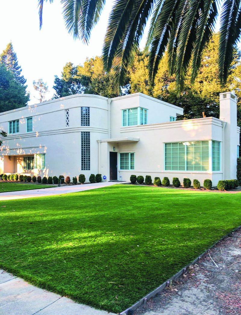13 Vintage California Home Styles That Defined The Golden State - Decor Hint Streamline Moderne