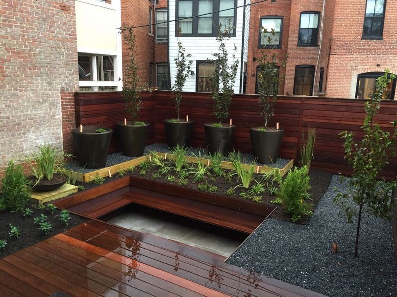 These 10 Front Yard And Patio Looks Are Big In Washington DC Right Now - Decor Hint Modern Container Arrangements