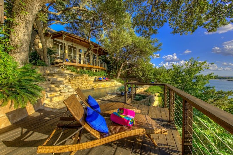 Iconic Texas Porches That Define Southern Living - Decor Hint Lakeside Entertaining Porches