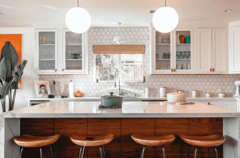Homebuyer Reactions: 11 Kitchen Turnoffs - And 6 Features That Win Them Over - Decor Hint Visible Repairs Or DIY Mistakes