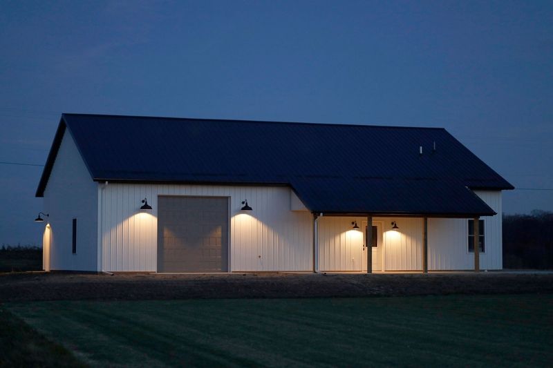 20 Modern Farmhouse Exterior Styles That Are Timeless - Decor Hint Outdoor Lighting Strategy