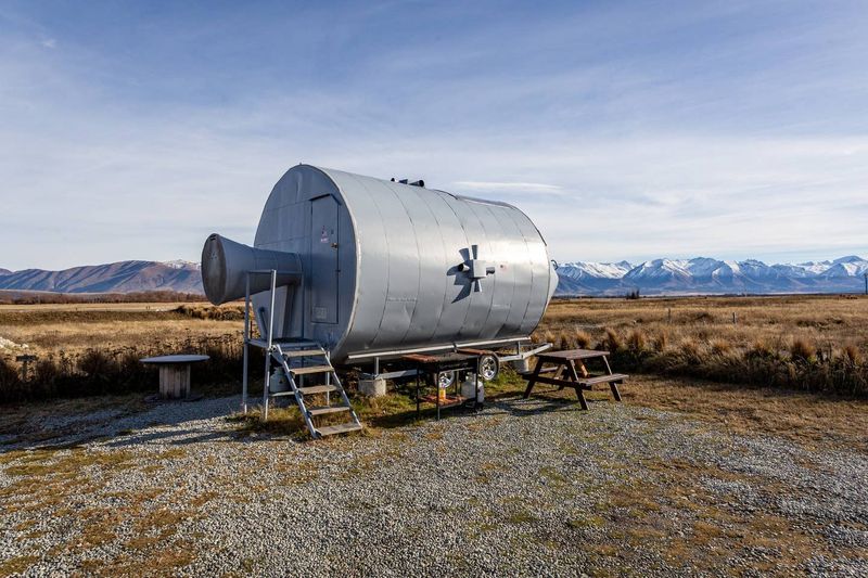 Mountainside Eco-Pod in New Zealand's Southern Alps