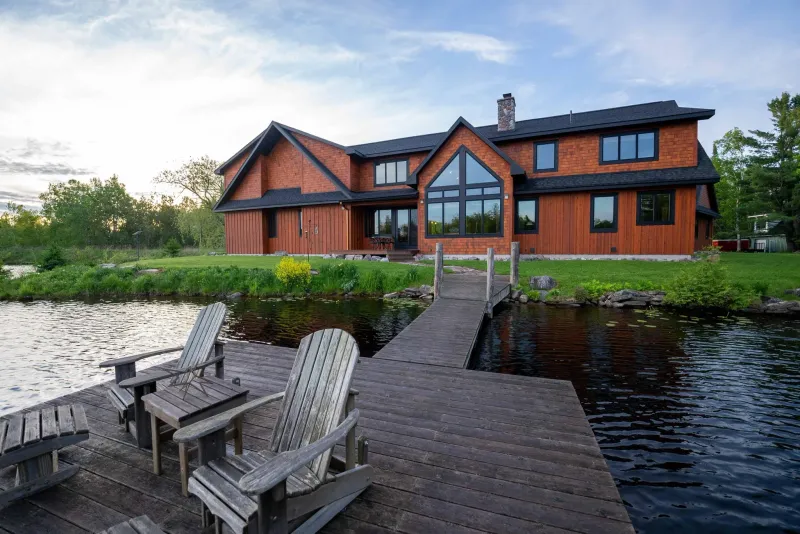 11 Home Types In Illinois Set To Fall In Value (And 9 That Could Be Smart Buys) - Decor Hint Lakefront Cottages on Smaller Lakes