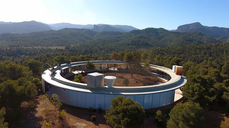 Modern Masterpieces: 12 Concrete Homes Around The World - Decor Hint The Solo House in Spain