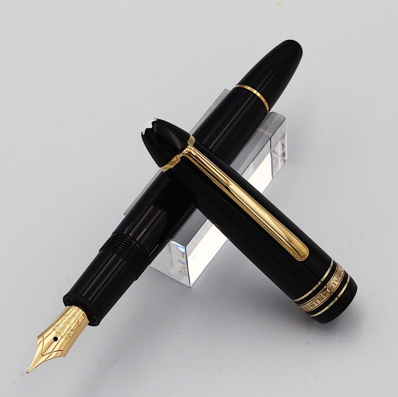 Antique Fountain Pens (Montblanc & More)