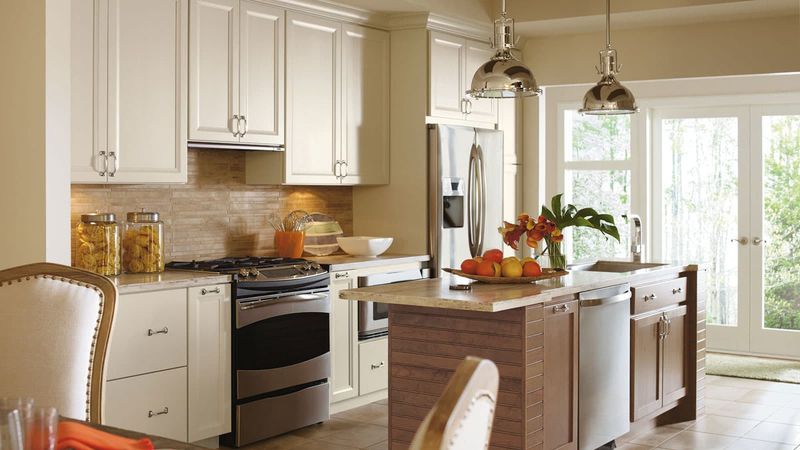 12 Kitchen Colors Designers Say You Should Try In 2025 Instead Of Many Shades Of Green (Plus 6 More Gorgeous Shades) - Decor Hint Creamy Buttermilk