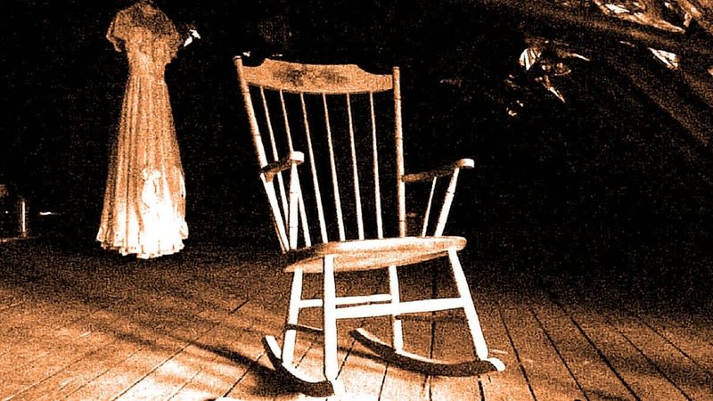 6 Timeless Vintage Finds That Prove South Dakota's Furniture Style Endures - Decor Hint Black Hills Mining Town Rocking Chairs