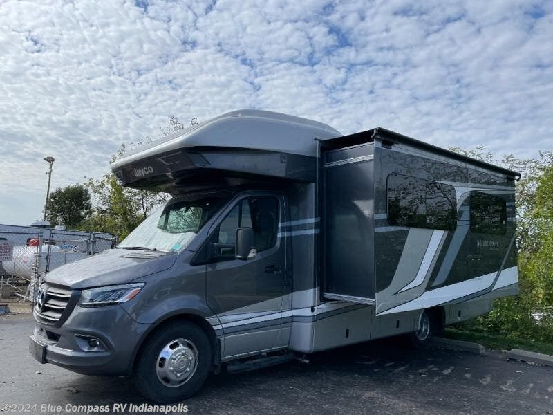 17 Motorhomes Perfect For Retired Couples Living The Dream - Decor Hint Winnebago Navion: Compact Luxury on Wheels