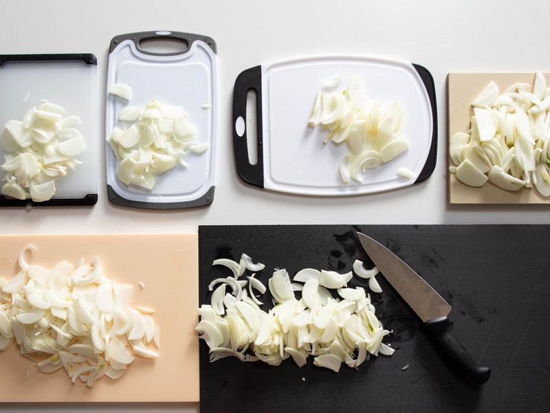 I've Seen These 10 Common Kitchen Items Crowd New York Homes And These 10 Transform Them Into Luxe Spaces - Decor Hint Worn Cutting Boards