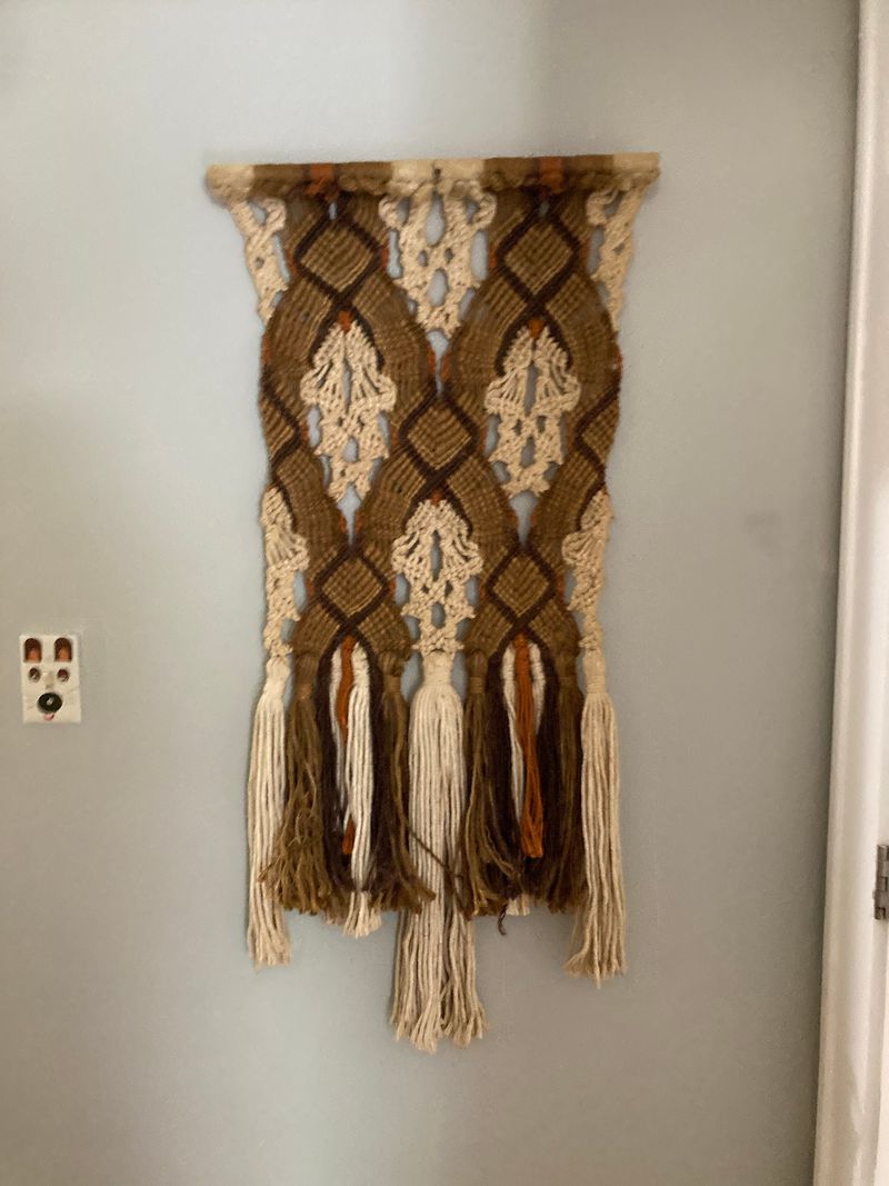 12 Iconic Home Items From The 70s That Might Still Be In Your Attic - Decor Hint Macramé Wall Hangings