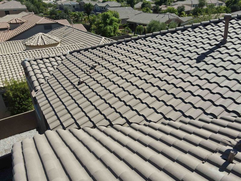 10 Chandler Homes Falling In Value By 2026 And 7 Predicted To Become Hot Picks - Decor Hint Heavy Tile Roofs