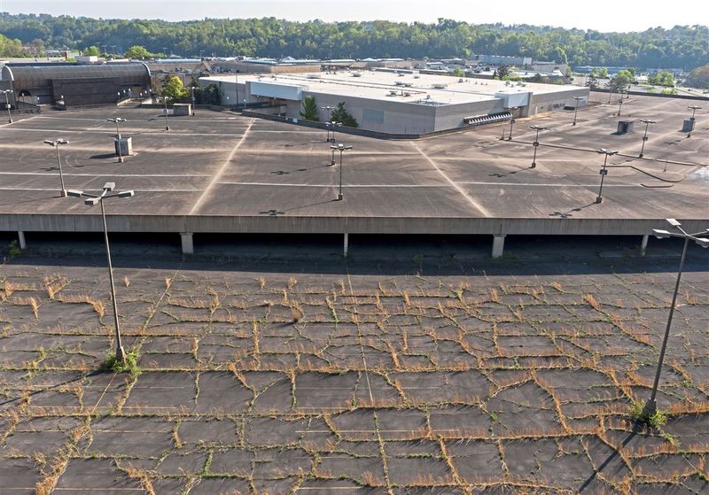 Which Pittsburgh Properties Are Losing Value Here Are 13 On The Decline - Decor Hint Century III Mall