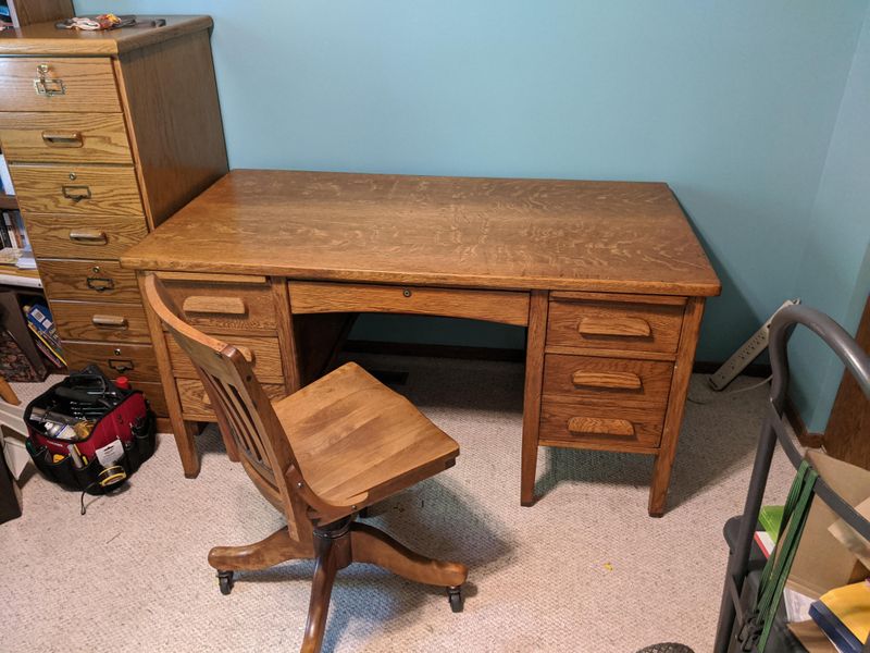 10 Things in Grandma's House That Could Be Worth A Ton Of Money (And 11 That Are Pretty Worthless) - Decor Hint WORTHLESS: Heavy, Outdated Oak Furniture