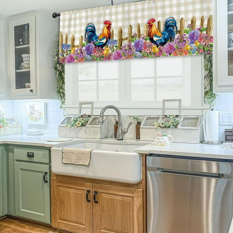 Louisiana Pros Reveal 29 Kitchen Decisions That Could Cost You A Sale - Decor Hint Overly Themed Décor (like roosters or chefs)
