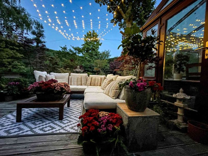 15 Top Tips For Creating Your Dream Backyard - Decor Hint Add Outdoor Lighting