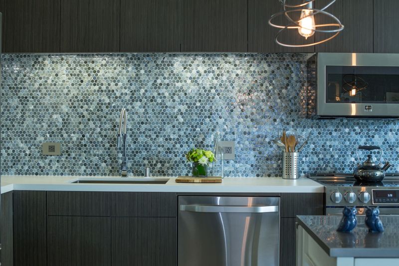 Designers Say These 34 Kitchen Features Are Always A Bad Idea - Decor Hint Tiny Mosaic Tiles in High-Use Areas