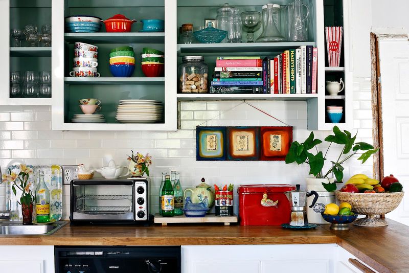 12 Decor Choices Designers Say Cheapen Georgia Kitchens, And How To Fix Them - Decor Hint Overcrowded Countertops