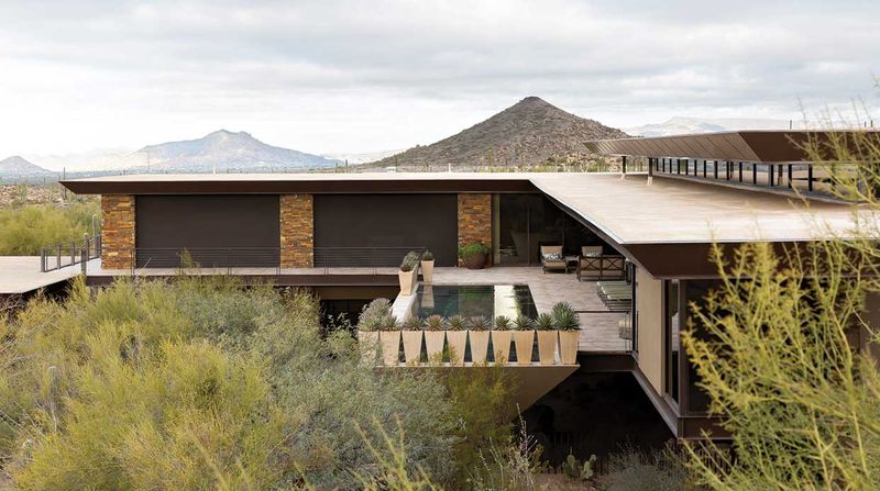 10 Reasons Arizona Homes Are Built for Beauty and Survival - Decor Hint Desert-Adapted Architecture