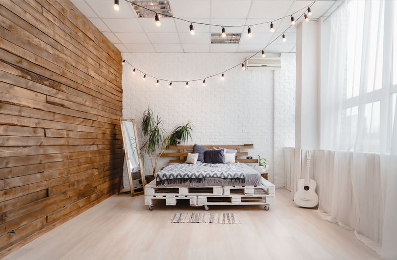 17 Interior Design Choices That Might Embarrass You In 2025 - Decor Hint Pallet Wood Projects