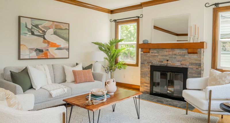 6 Modern Features Syracuse Buyers Are Starting To Avoid + 3 They've Always Skipped - Decor Hint Formal Living Rooms