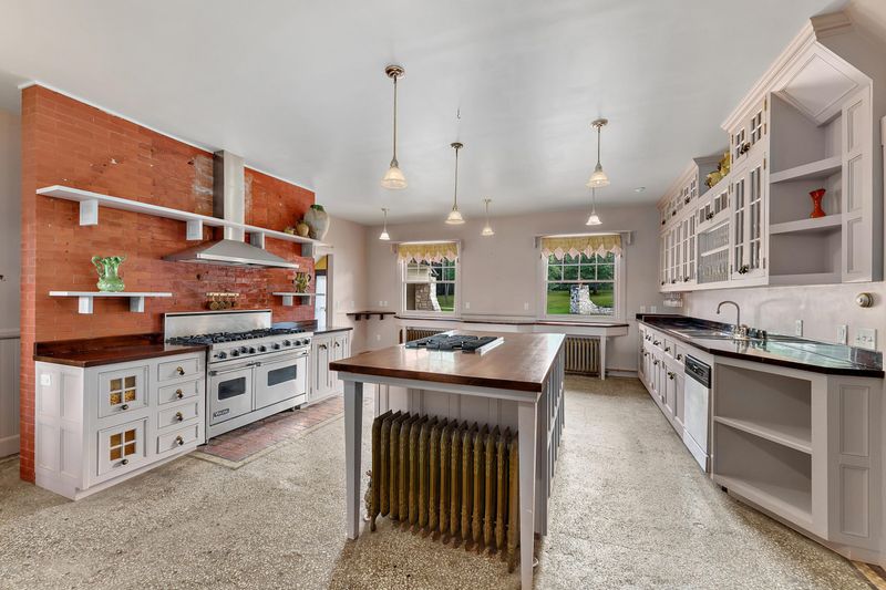 A Kitchen Complex Revolutionizing American Cuisine
