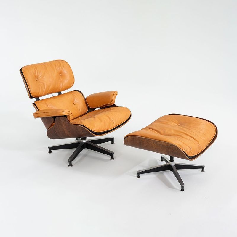 Collectors Take Note 8 Home Antiques Worth Holding Onto, And 8 To Let Go - Decor Hint Mid-Century Modern Chairs
