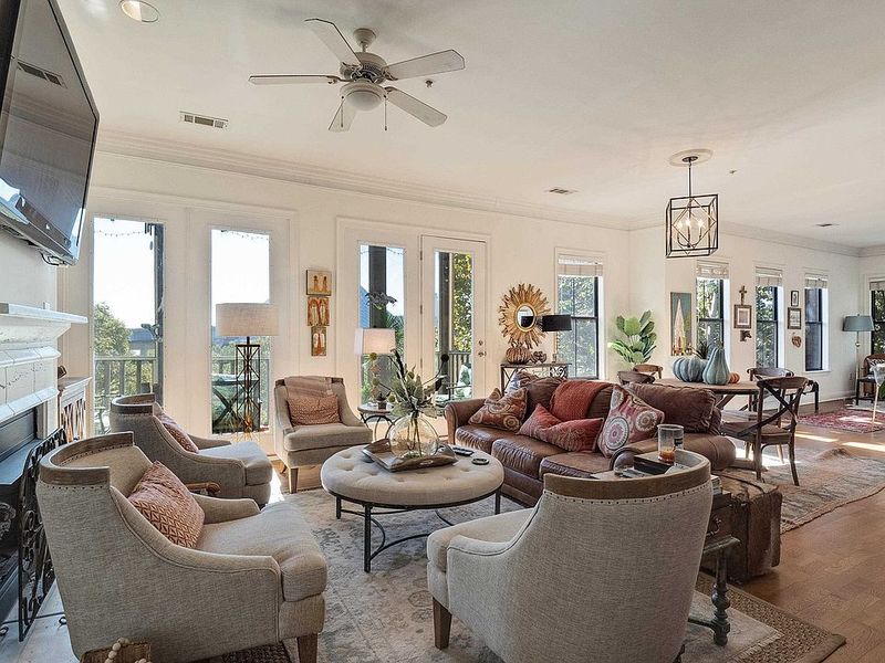 13 Signature Style Elements Bringing Southern Charm Into Memphis Homes - Decor Hint Plantation-Style Ceiling Fans